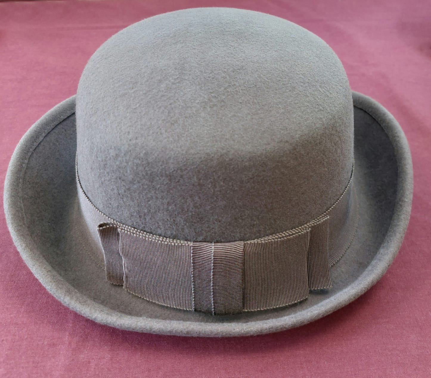 Ladies Grey Felt Hat